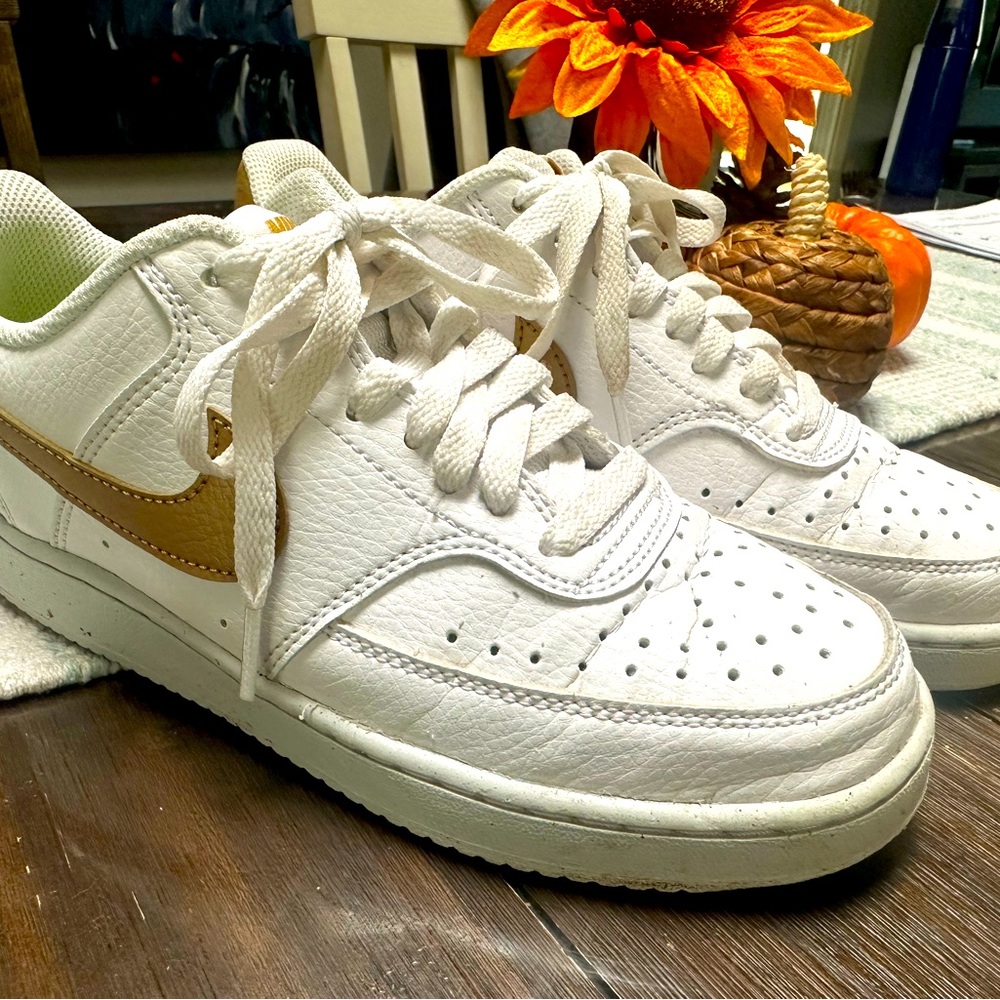 Women’s Nike court vision sneaker